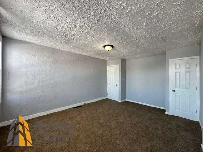 Building Photo - 3 Bedroom End Unit near Coppin State with Fenced Yard