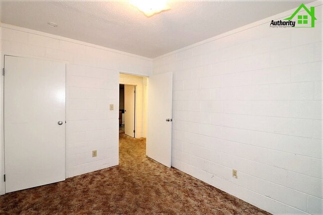 Building Photo - 6183 Verde Vale Ct