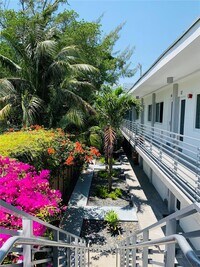 Building Photo - 942 Lenox Ave.