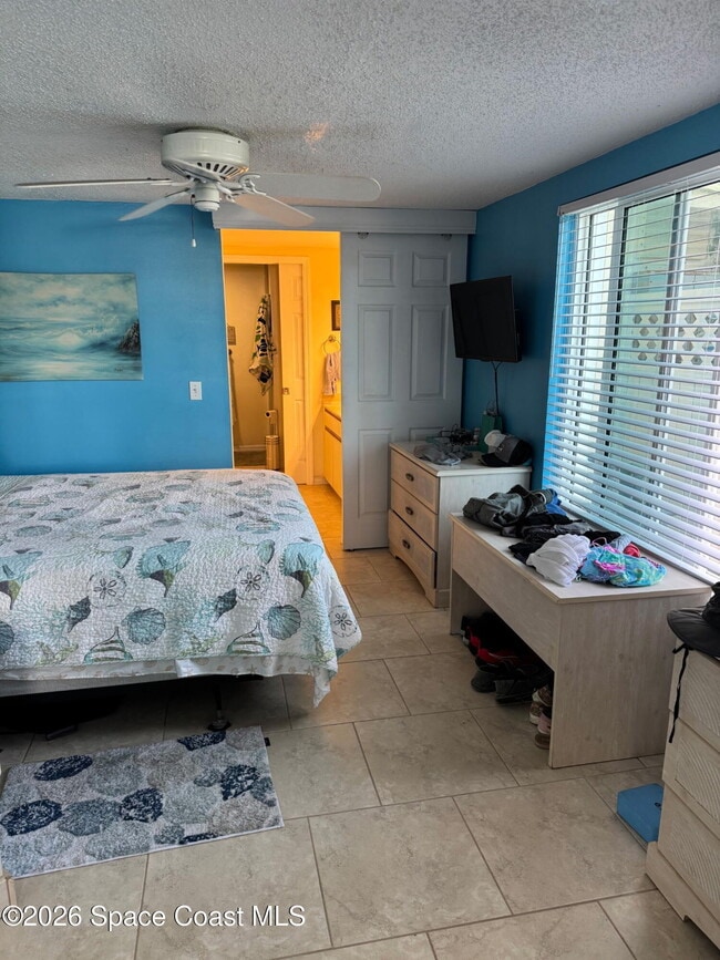 Building Photo - 8600 Ridgewood Ave