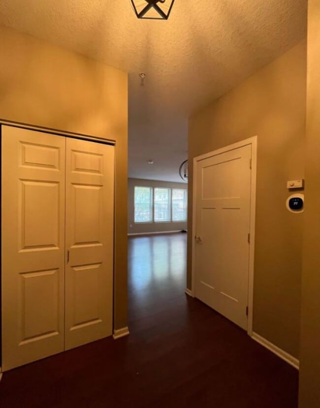 Building Photo - Stylish North Loop Living for $3,499/month...