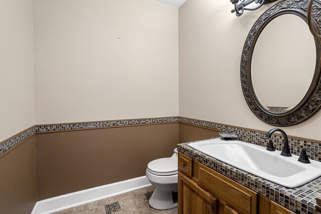 Building Photo - 274 Elkins Rd