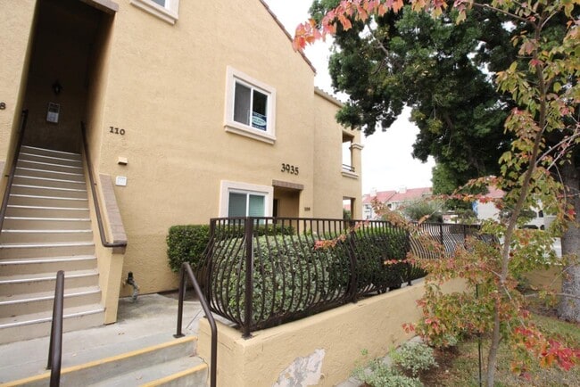 Building Photo - 3935 Nobel Dr