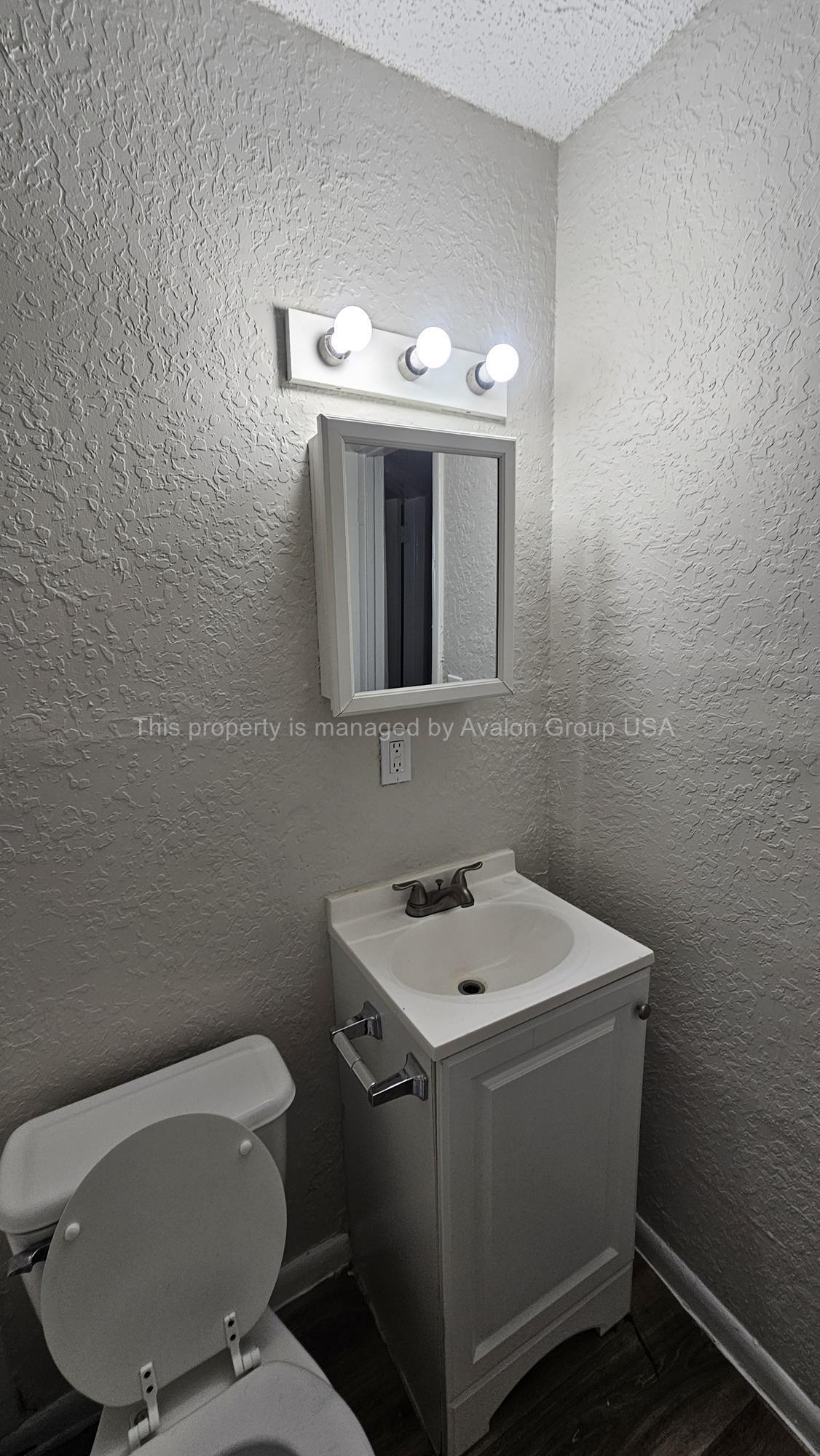 Building Photo - 9658 Gibson Ave