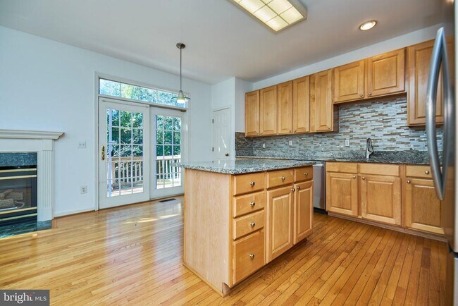 Building Photo - 11485 Carriage Gate Ct