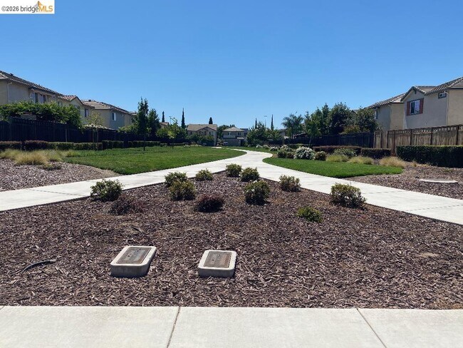 Building Photo - 3636 Landmark Cir