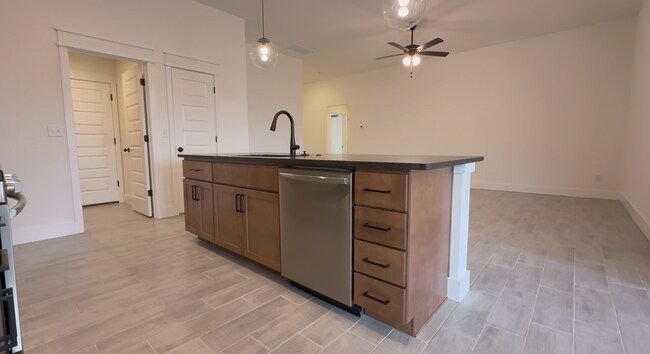 Building Photo - 3700 N Wiley Dr