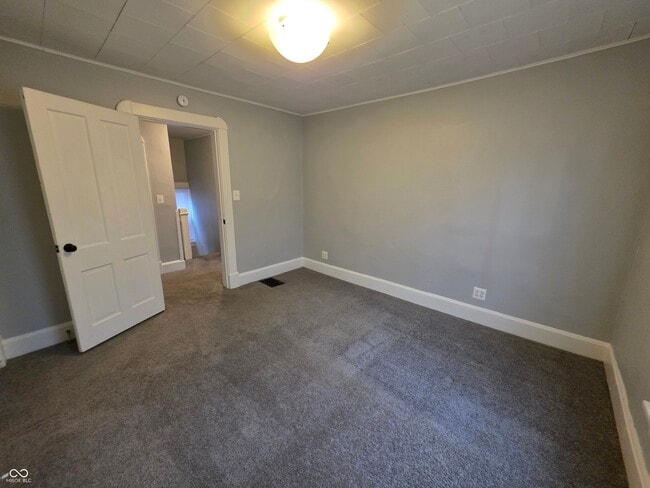 Building Photo - 5030 E New York St