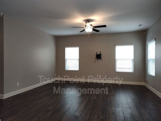 Building Photo - 9415 Segundo Ln