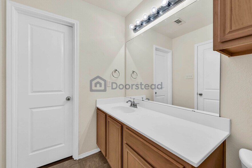 Building Photo - 972 Tennessee Trl
