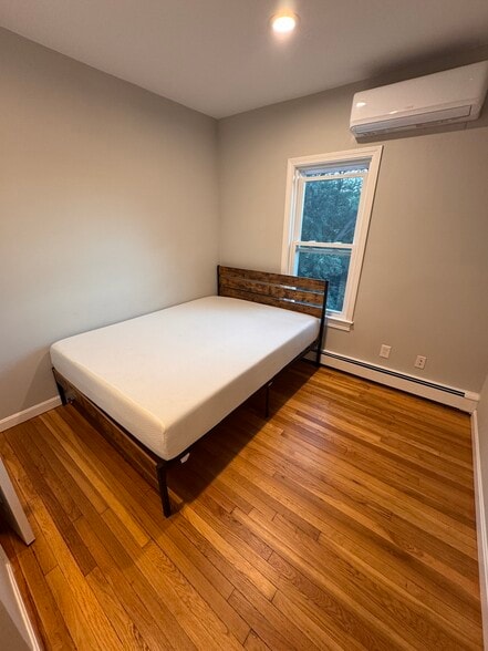Building Photo - 7 Pinckney Pl