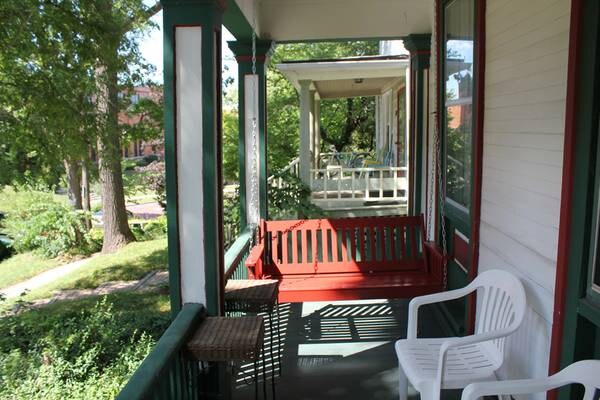 Building Photo - 506 N State St