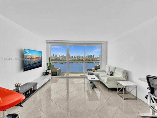 Building Photo - 650 West Ave