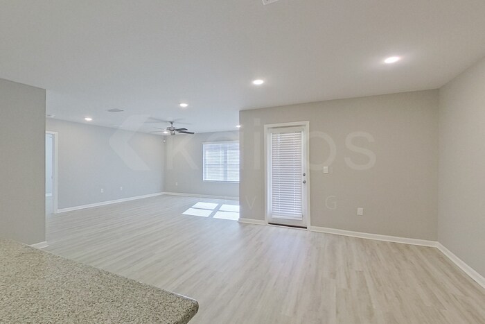 Building Photo - 4628 Malay Cir