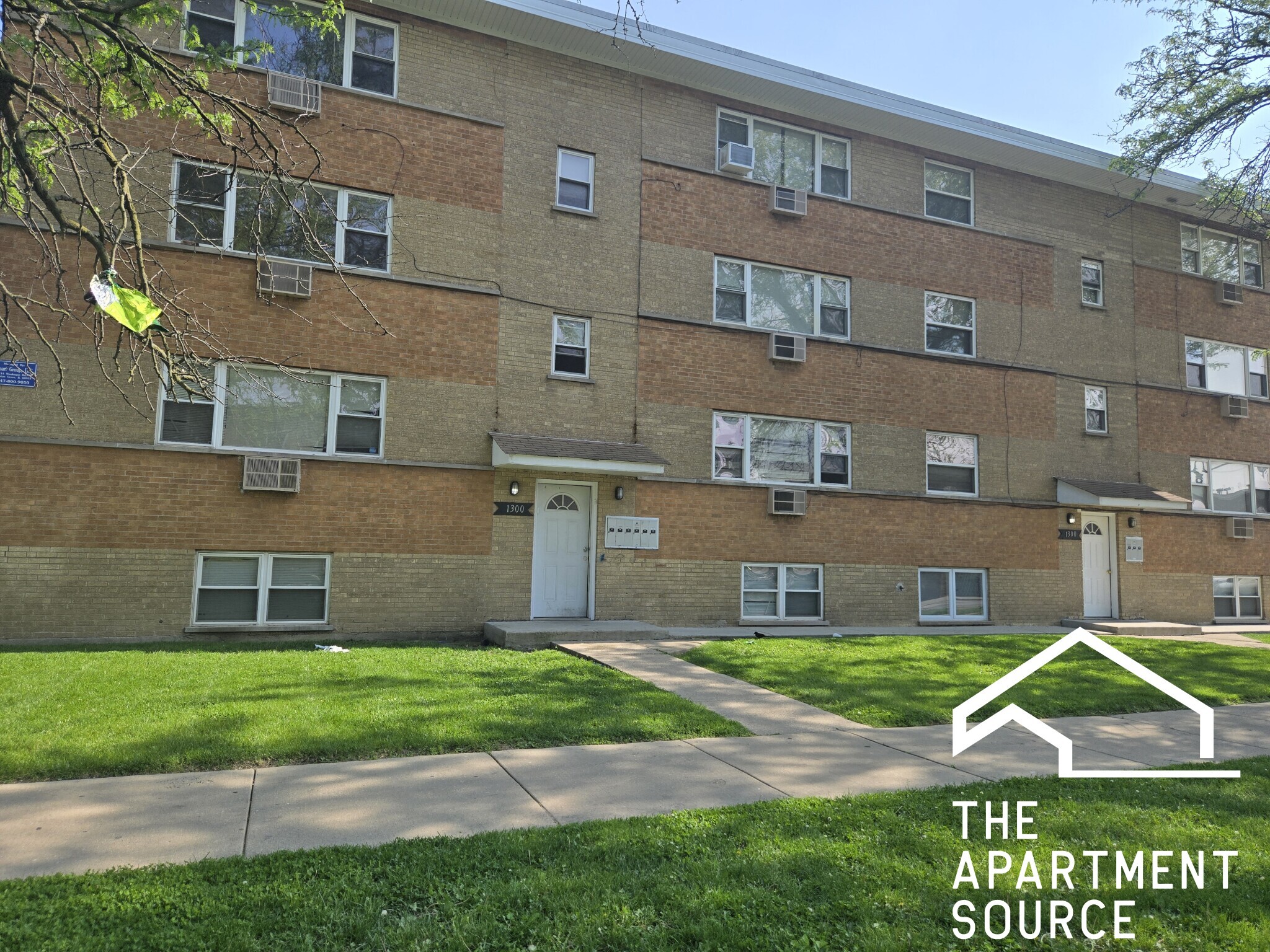 Building Photo - 1310 S 51st Ct