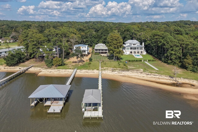 Building Photo - 24167 Bayshore Dr