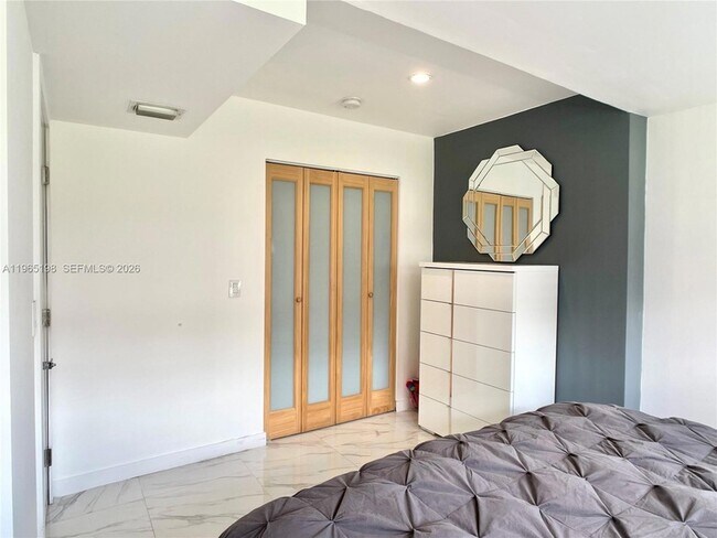 Building Photo - 600 Euclid Ave