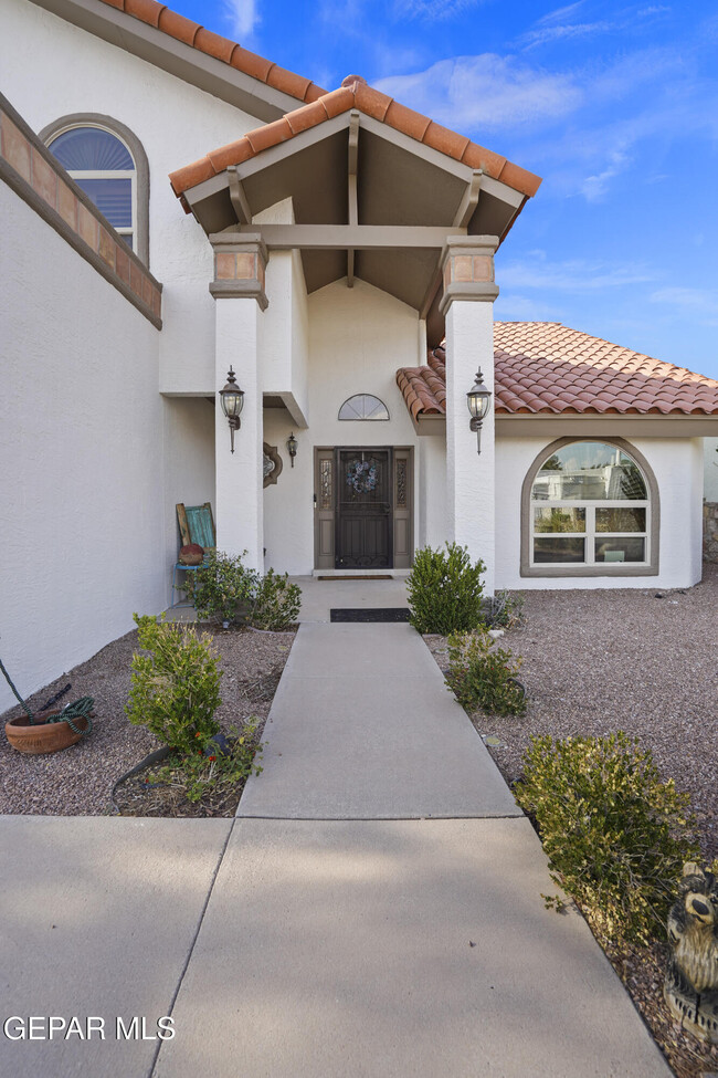 Building Photo - 851 Dulce Tierra Dr