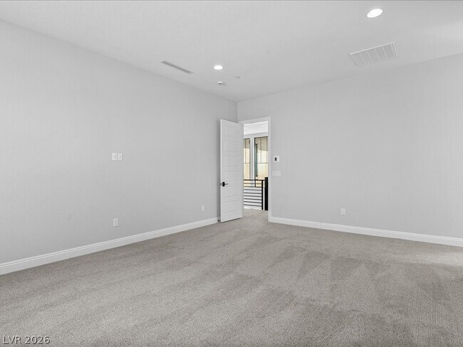 Building Photo - 980 Natural Harmony St