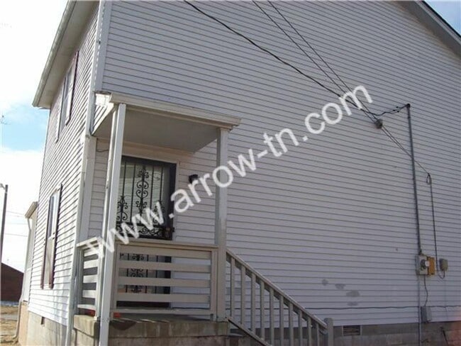 Building Photo - North-East Nashville 3 bedroom Townhome