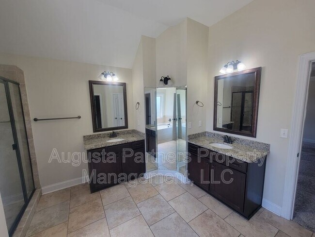 Building Photo - 135 Langfuhr Way
