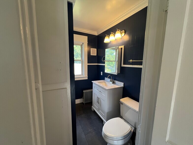 Building Photo - 20 McKinley Ter