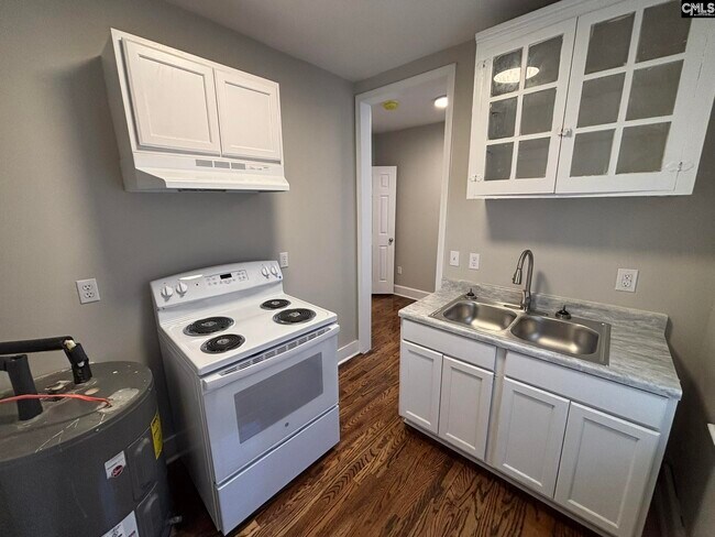 Building Photo - 1219 Elmwood Ave