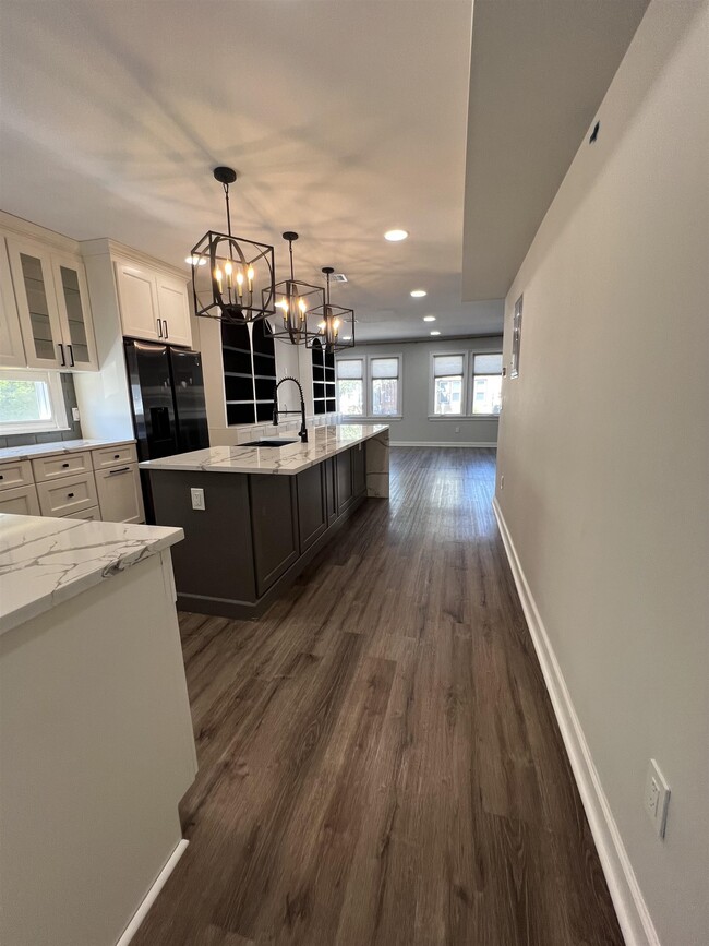 Building Photo - 8110 5th St