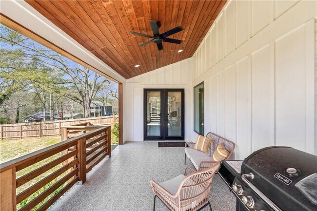 Building Photo - 3087 Alston Dr