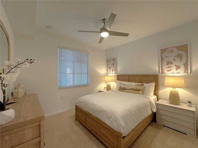 Building Photo - 14071 Heritage Landing Blvd