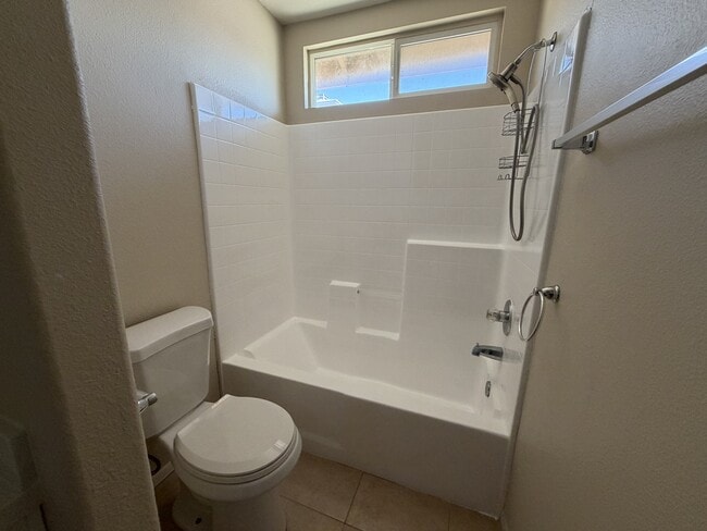 Building Photo - 1439 Avena Way