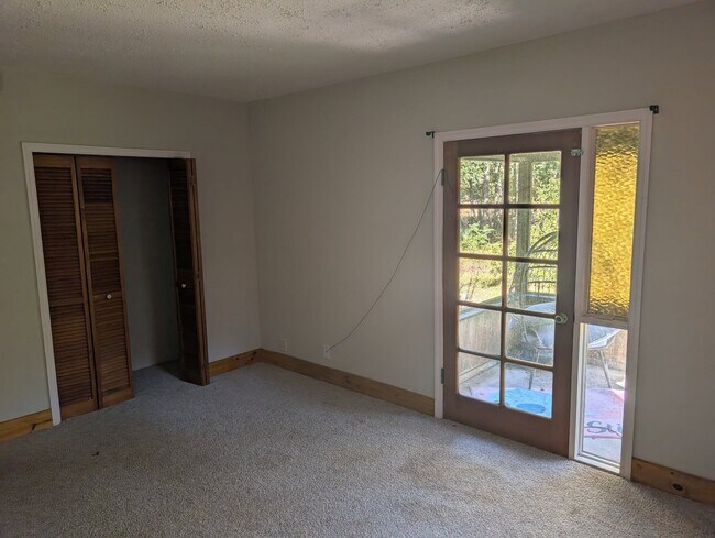 Building Photo - 6060 E Forest Trail Dr