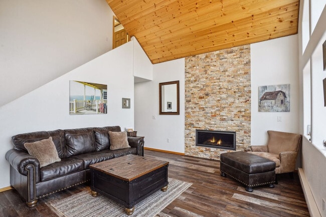 Building Photo - 51 Dakota Ln