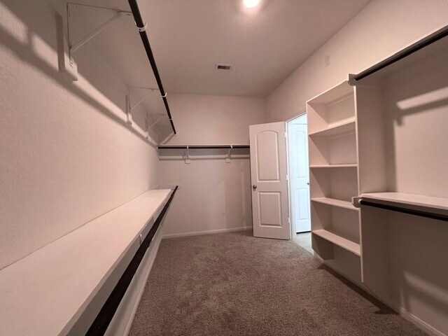 Building Photo - 14147 Little River Dr