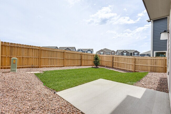 Building Photo - 8466 Blue Feather Lp