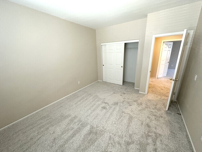 Building Photo - 6382 Puma Pl