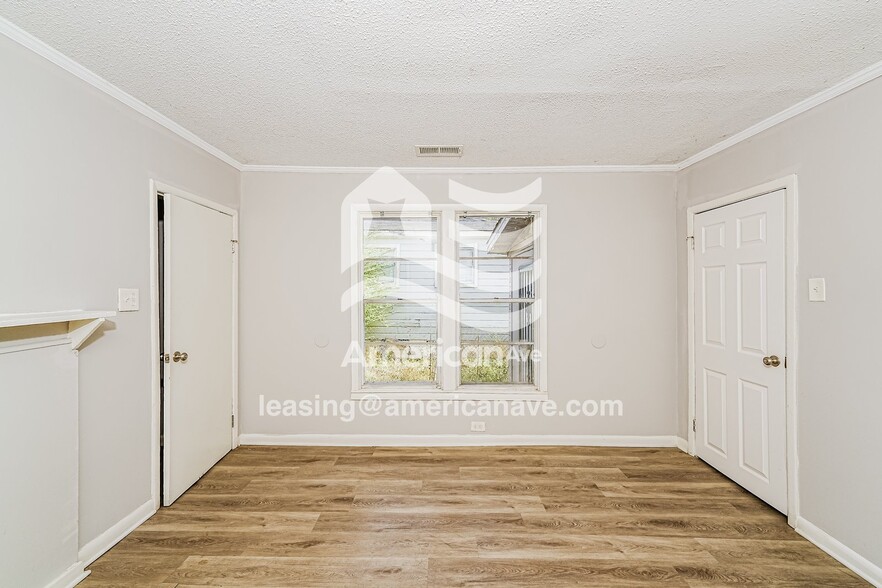 Building Photo - 2821 Snavely Ave SW