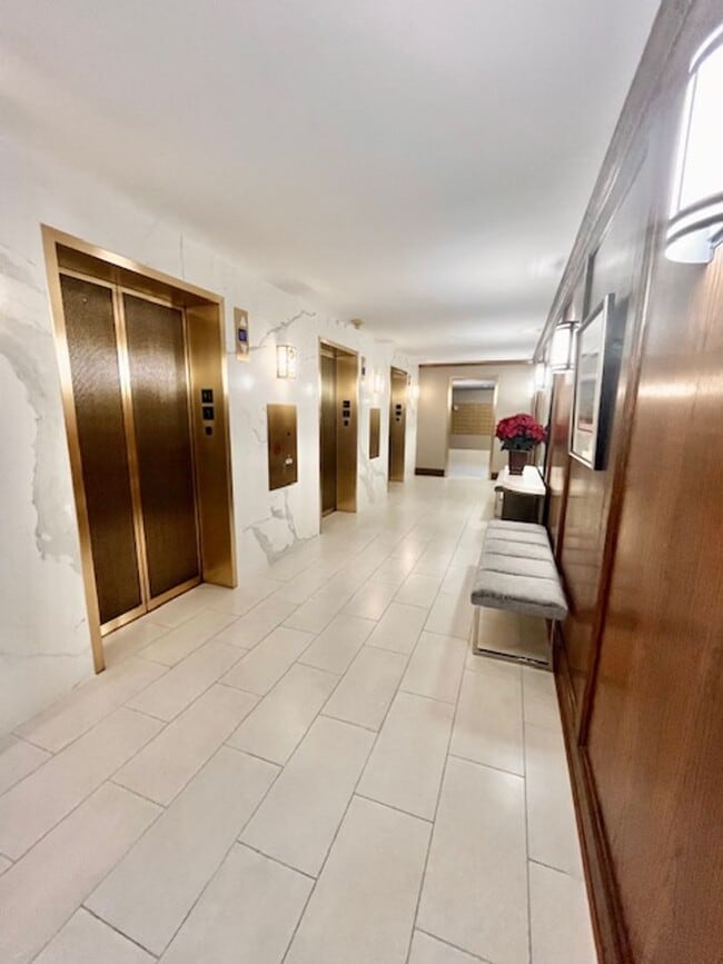 Building Photo - 4515 Willard Ave