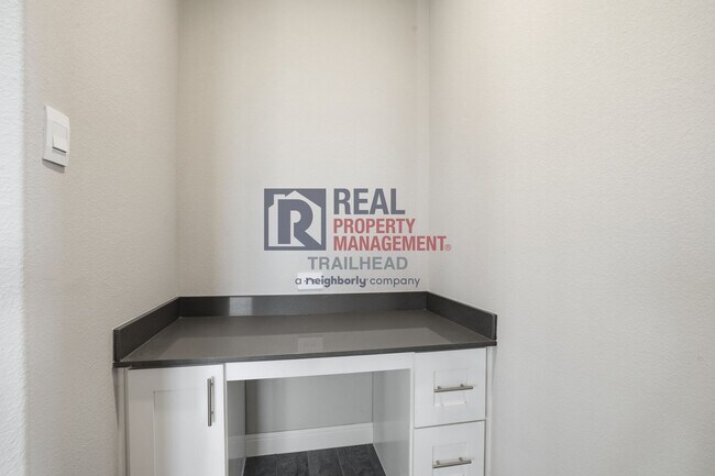 Building Photo - Stylish Open-Concept 4-Bedroom Home with Smart Interior Flow