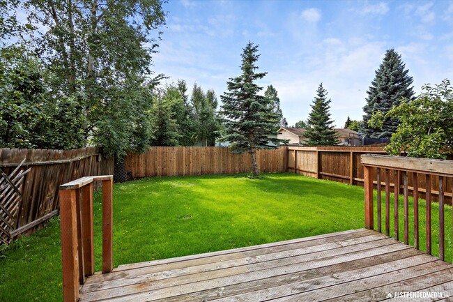 Building Photo - Modern Southside Duplex
