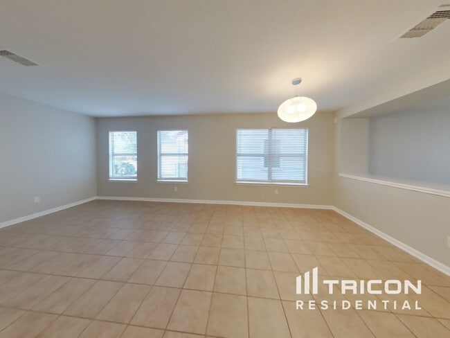 Building Photo - 15543 Liberty Cypress Ct