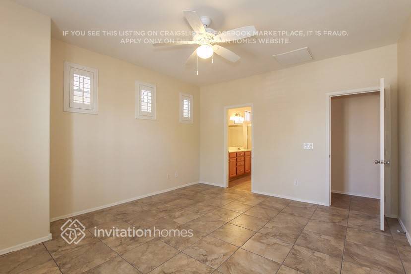 Building Photo - 15125 W Aster Dr