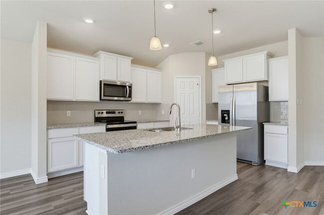Building Photo - 110 Ayla Marie Dr