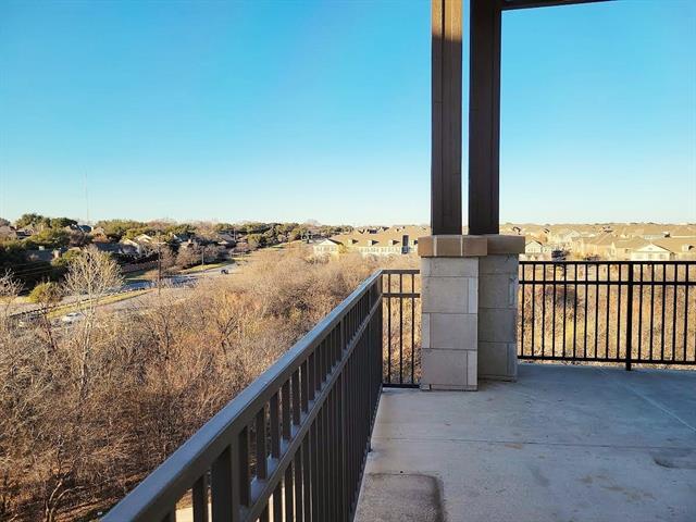 Building Photo - 2700 Old Denton Rd