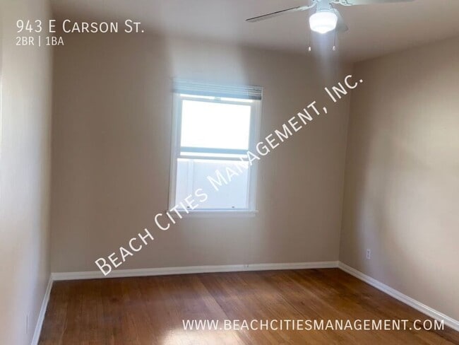 Building Photo - 943 E Carson St