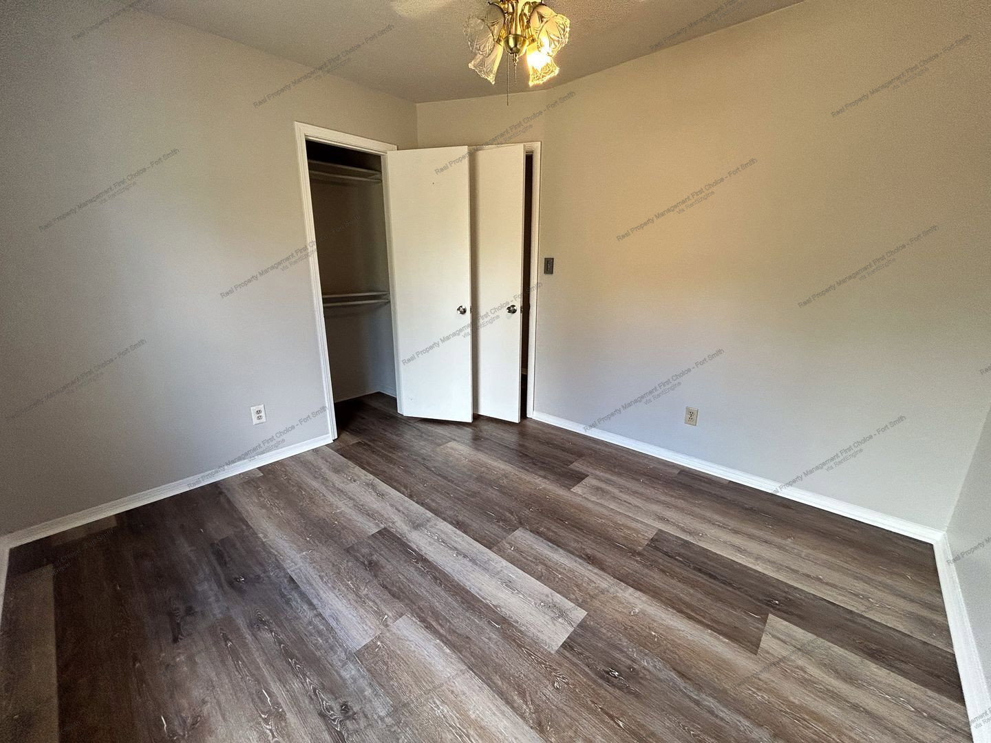 Building Photo - 108 Grand Maple Dr
