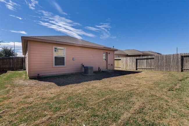 Building Photo - 26918 Graybill Ct