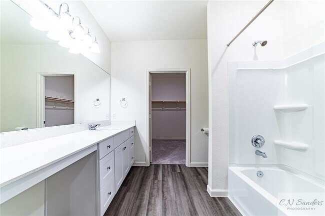 Building Photo - 4807 Highland Spgs Dr