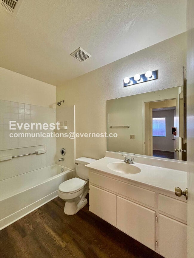 Building Photo - 27271 Prominence Rd