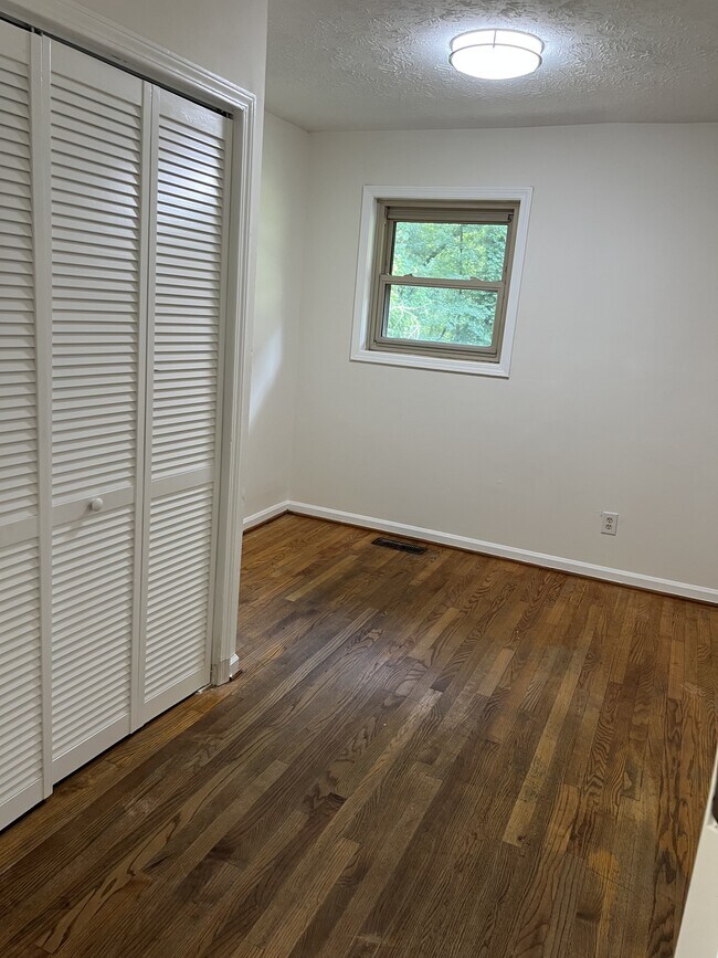 Building Photo - 4459 Colony E Dr